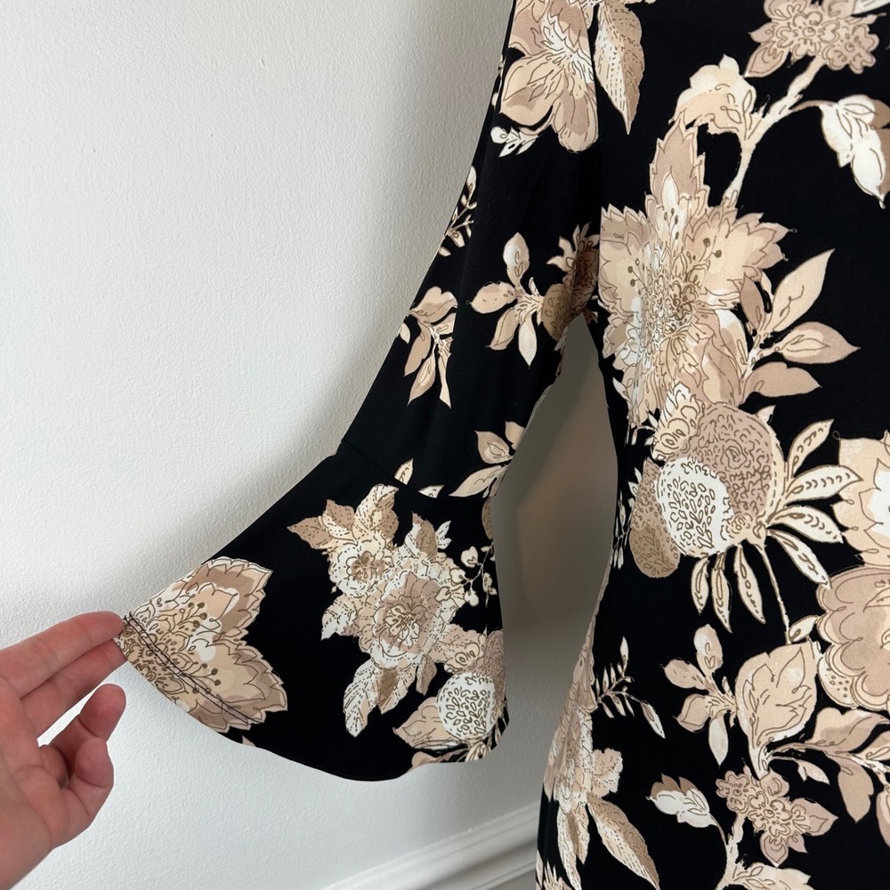 TOMMY HILFIGER Black & Beige Floral Lightweight Shift Dress 3/4 Bell Sleeves | 8 - Picture 3 of 11
